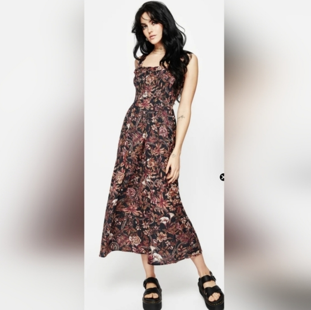 Disturbia Black Top with Rust Floral Print Size 10